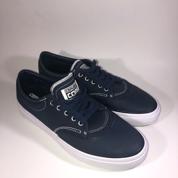 converse crimson converse crimson